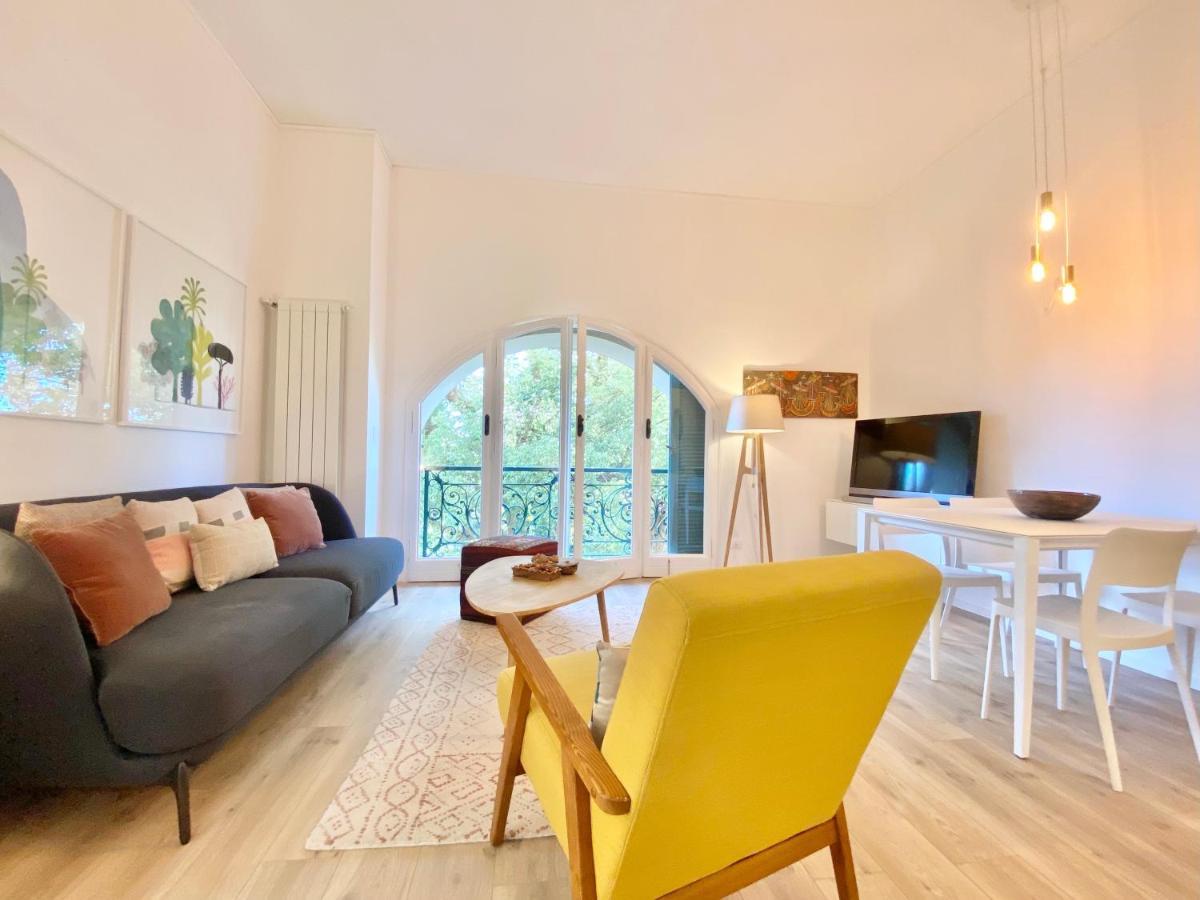 Casaviva-Stylish Trilo With Ac-Shared Pool-Parking Lejlighed Genova Eksteriør billede